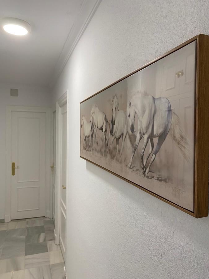 Apartamento Centrico “Los Pajaritos” Con Garaje. Jerez de la Frontera Exterior foto